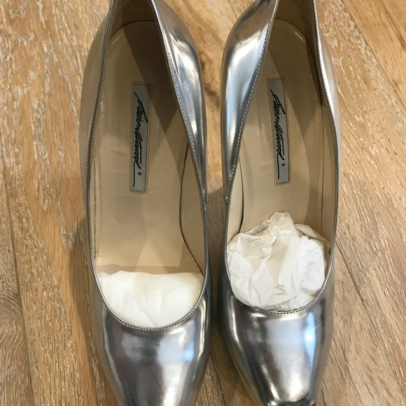 Brian Atwood silver pumps - Picture 3 of 5